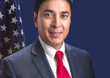 Cumplen texanos con pago de impuesto predial