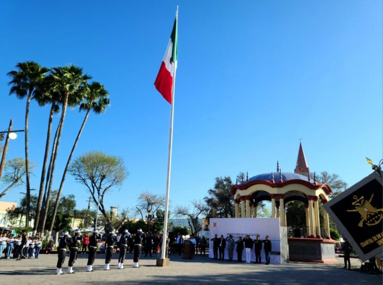 Conmemoran autoridades 106 aniversario de la Promulgación de la Constitución de 1917