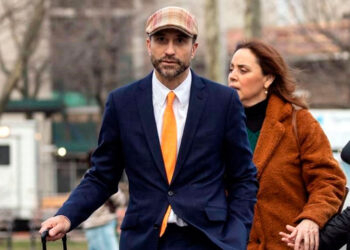 Confirma AMLO que demandará a abogado de García Luna