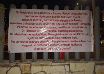 Arrecian protestas contra subdelegado del ISSSTE, piden intervención de AMLO