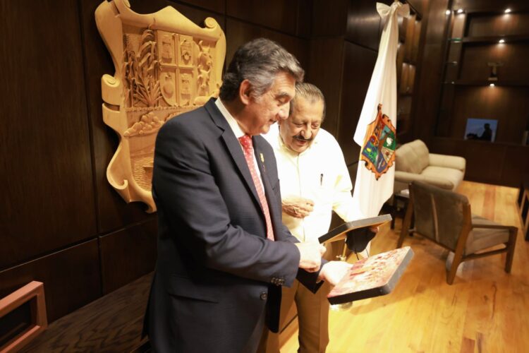 Acuerdan el gobernador Américo Villarreal y Arnulfo Rodríguez, nuevo dirigente de la Sección 30 del SNTE