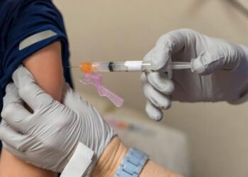 Continúa vacunación contra Covid-19 para menores en escuelas de Tamaulipas