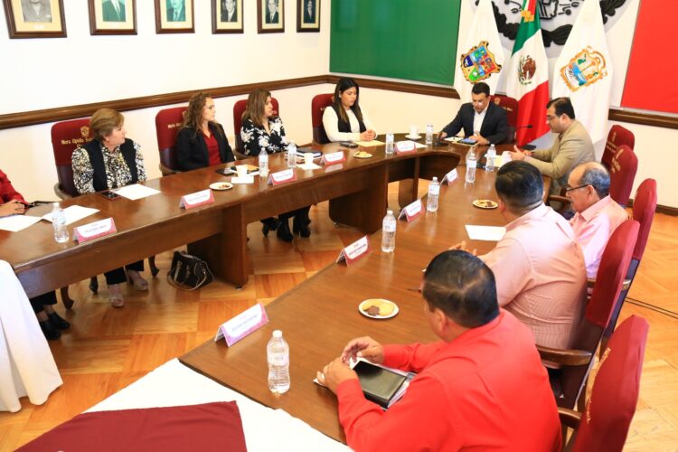 Reconoce alcalde de Victoria respaldo de AVA para Fondo de Capitalidad