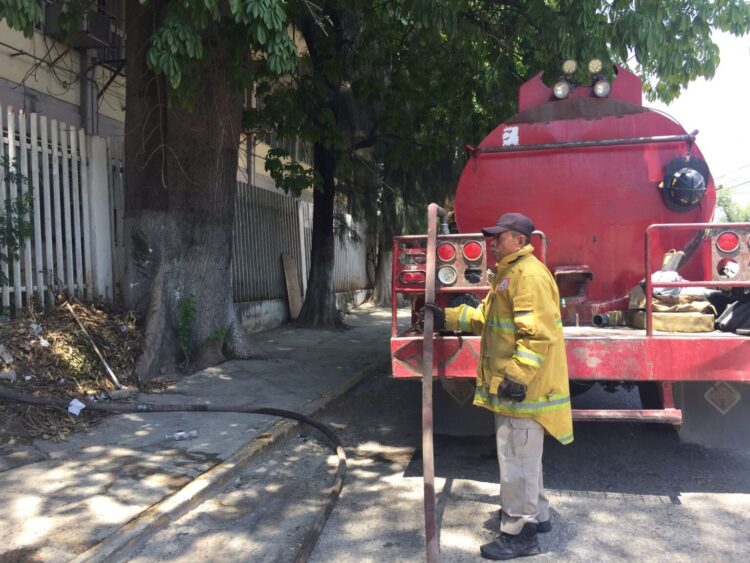 Fuego consume “Gorditas Don Prisi”