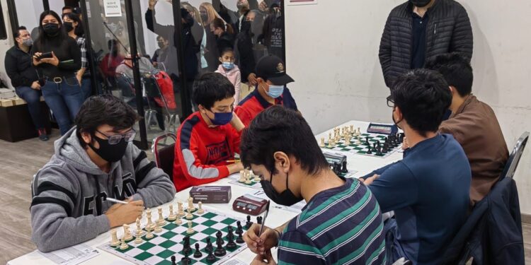 Victorenses al Estatal de ajedrez