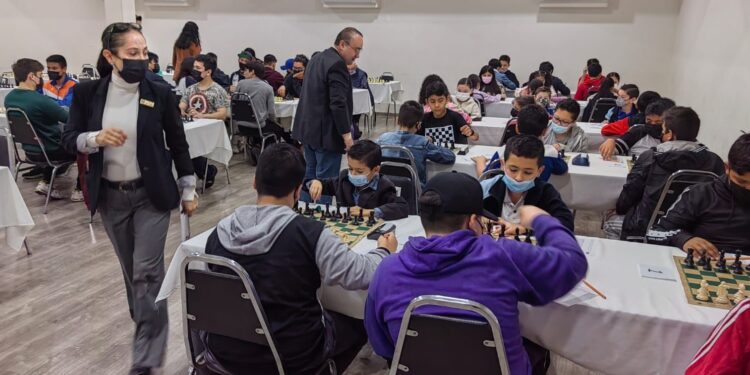 Victorenses al Estatal de ajedrez