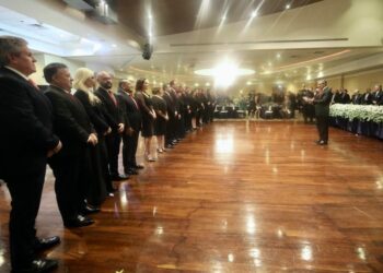 Convoca Gobernador a aduanales a sumarse para incrementar comercio internacional