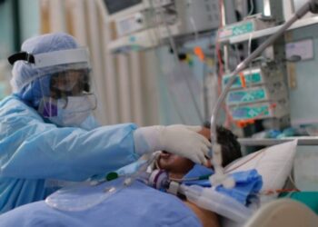 Mueren hoy de COVID hombre de 43 años y mujer de 47 años en Tamaulipas