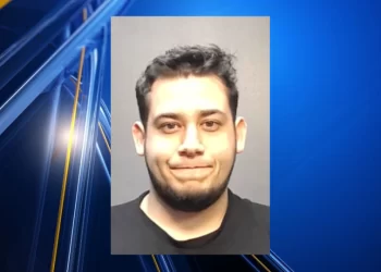 Lo arrestan por abofetear a embarazada en Brownsvile.