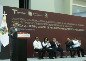 Dignifica Américo Villarreal sueldos de base trabajadora del Gobierno de Tamaulipas
