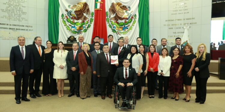 Entrega gobernador Villarreal I Informe de labores ante el Congreso de Tamaulipas