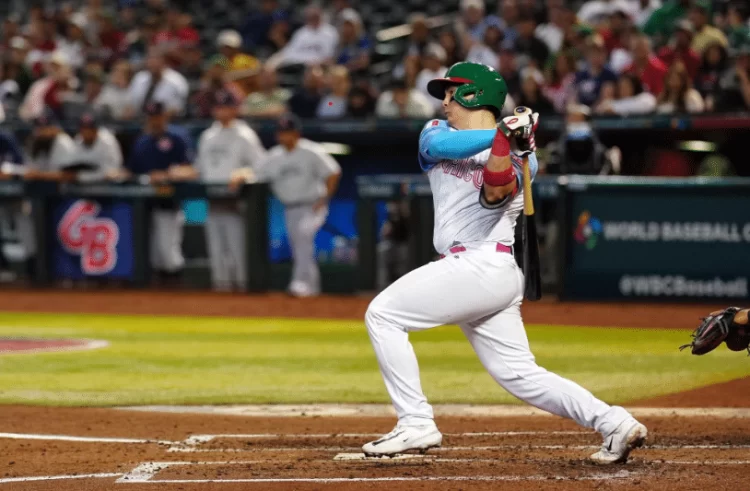 México dio voltereta y se impuso 5-4 a Puerto Rico en Clásico Mundial de Béisbol
