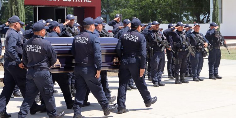 Despiden con honores a elemento de la Guardia Estatal fallecido en Río Bravo