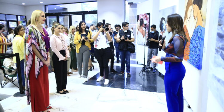 Inauguran exposición pictórica “Voces”