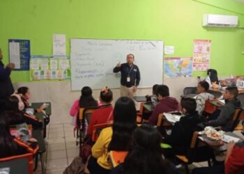 Imparten pláticas para prevención de acoso en las preparatorias