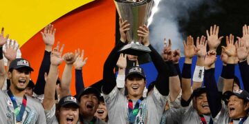 Japón consigue su tercer título en Clásico Mundial tras imponerse 3-2 a EU