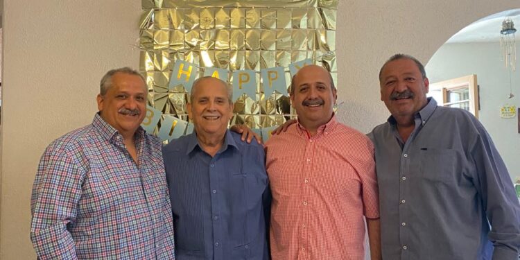 Festeja 85 años de vida el periodista tamaulipeco Benito García Islas