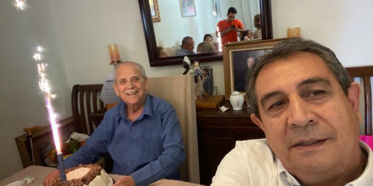 Festeja 85 años de vida el periodista tamaulipeco Benito García Islas