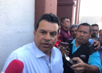 Roban dos válvulas de la red hidráulica de COMAPA-Victoria