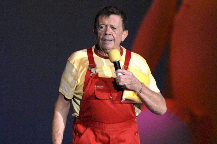 Muere el comediante ícono de México Xavier López ‘Chabelo’ a los 88 años de edad