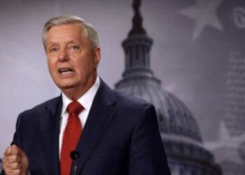 Ejército de EU vendría por narcos a México; senador republicano presenta iniciativa