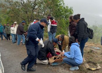 Peregrinos se accidentan en “El Chorrito”, muere uno