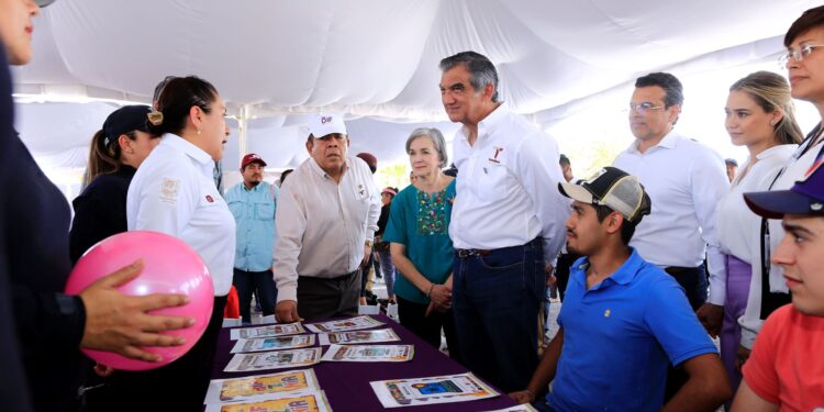 Gobernador y presidenta del DIF celebran a la gran familia tamaulipeca con DIFZANIA