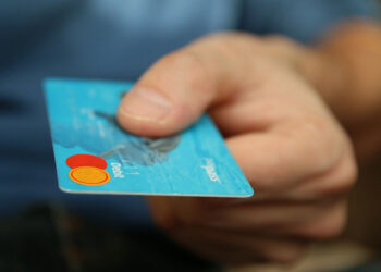 ¿Por qué debes cancelar tu tarjeta de nómina?