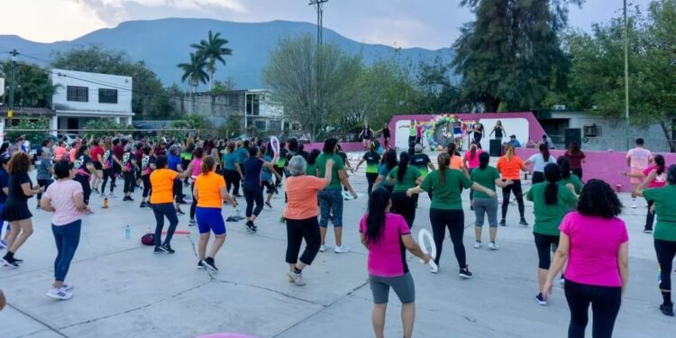 Rítmica celebración de 4to. Aniversario en el CEDIF 3