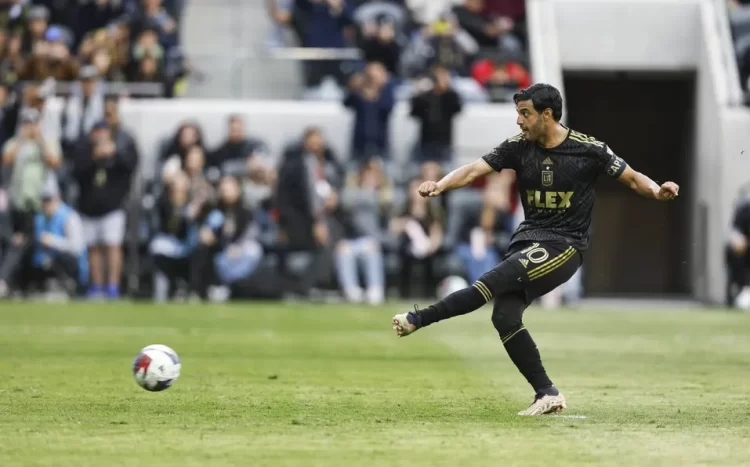 Carlos Vela logra su gol numero 70 con LAFC