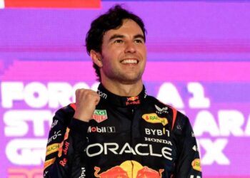 Checo Pérez gana el Gran Premio de Arabia Saudita