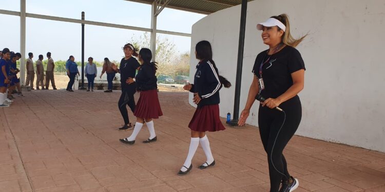 Sigue el apoyo de Lalo Gattás al deporte rural