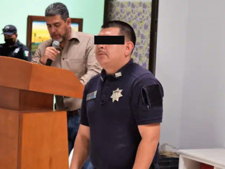 Caen jefe policiaco y tres agentes por secuestro de 86 migrantes en SLP