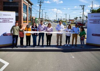 Entrega Mario López nuevas obras de pavimentación en Matamoros 