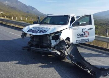 Guardias de seguridad heridos al chocar en ruta Victoria-Tula