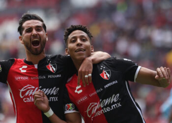 Atlas golea 4-1 al campeón Pachuca con doblete de Quiñones