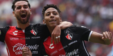 Atlas golea 4-1 al campeón Pachuca con doblete de Quiñones