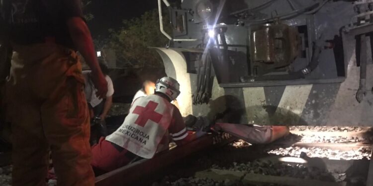Sobrevive ciclista victorense a embestida y arrastre del tren 