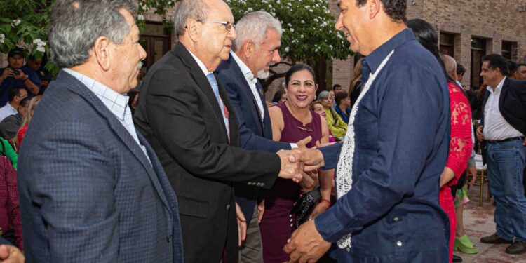 Presentan la Comisión Especial para los Festejos del Bicentenario de Matamoros 