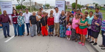 Entrega Mario López obras de pavimentación en Matamoros y anuncia compra de 5 mil lámparas