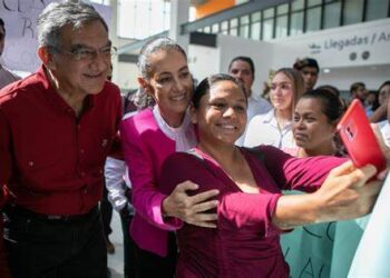 La Corcholata Claudia Sheinbaum imparte una conferencia en Reynosa 