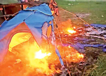 Queman campamento migrante en Matamoros