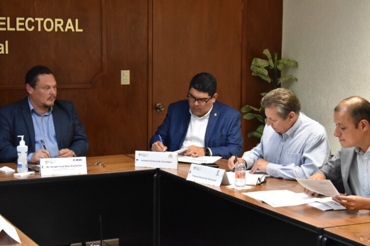 Firma presidente del IETAM Agenda de atención de la Consulta Infantil y Juvenil 2021