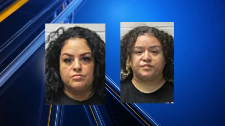 Madre e hija arrestadas por presunta venta de drogas