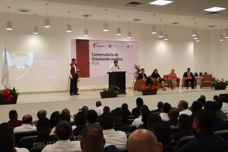 Personal de la SSPT asiste a conversatorio de orientación jurídica a cargo de la FGR