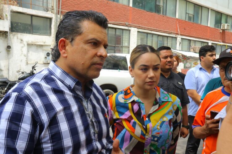 Revisan programa de tandeo de agua en sectores de Victoria, para mejorar abasto