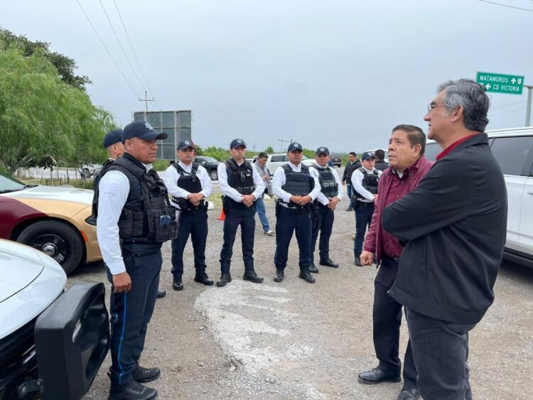Supervisa Américo Villarreal módulos de seguridad y atención a turistas en Tamaulipas