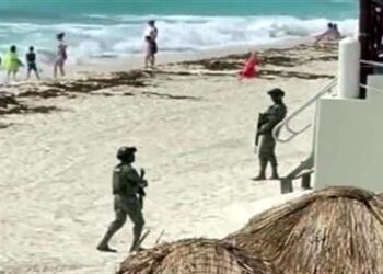 Asesinan a tres hombres en zona hotelera de Cancún
