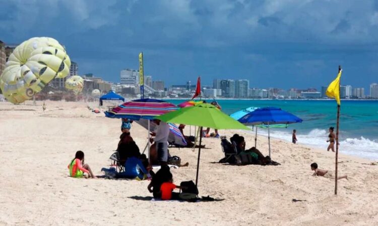 ¿Se paga doble por trabajar jornada completa en Jueves y Viernes Santo?