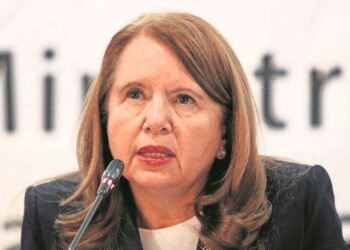 Turnan a Ministra controversia contra veto de comisionados